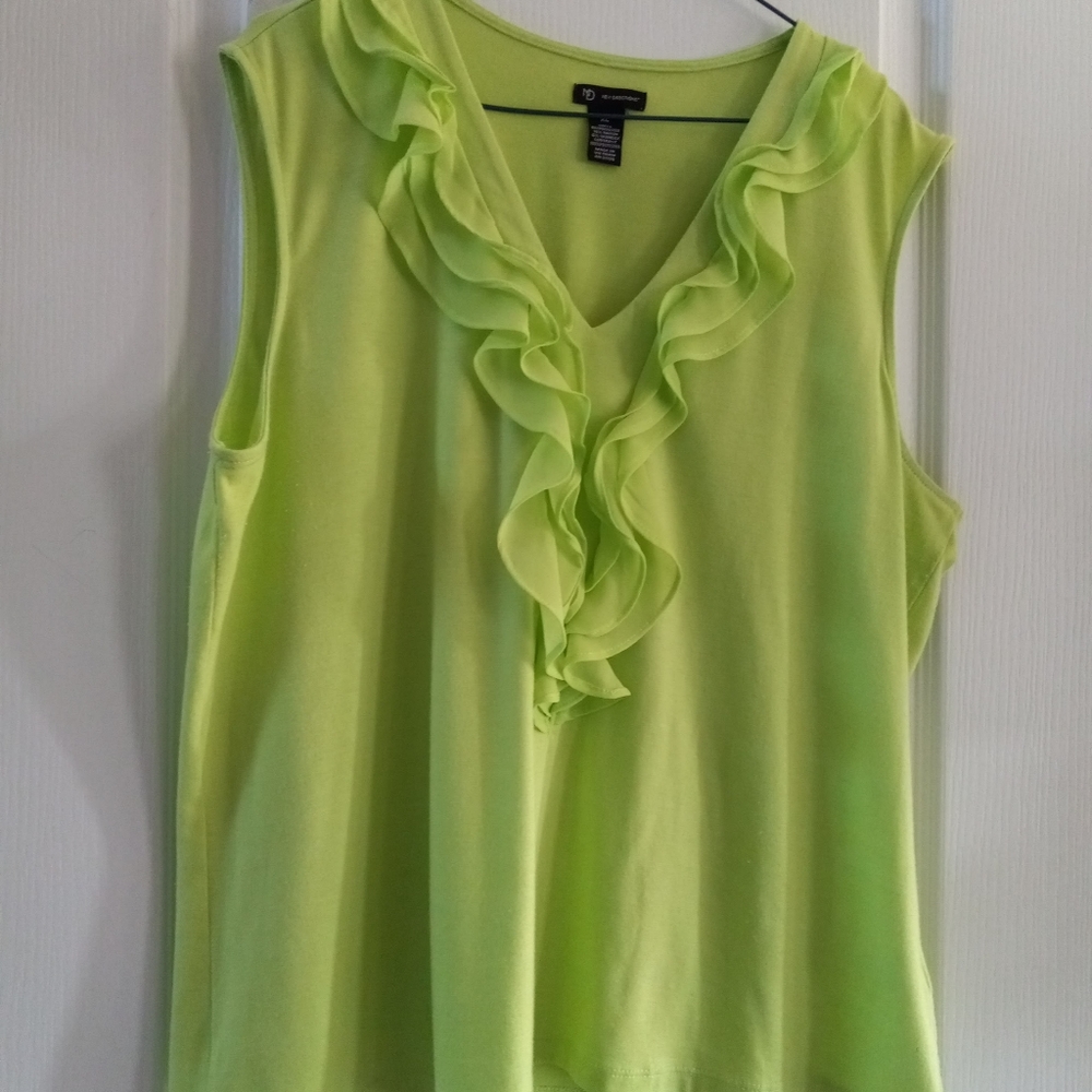XL New Directions Green Sleeveless Top
